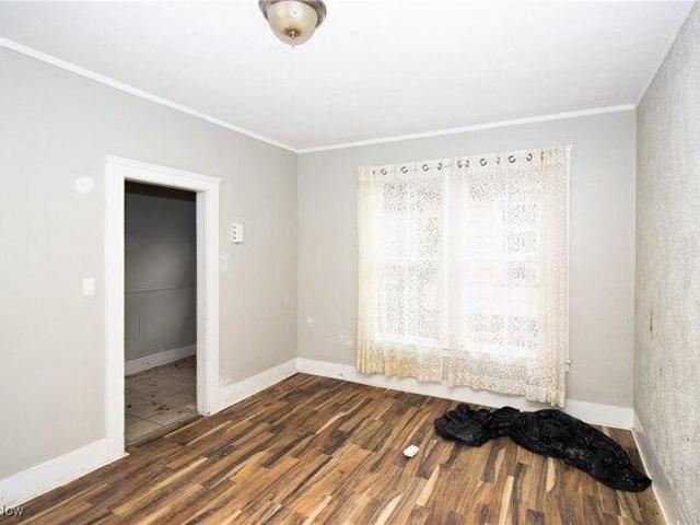 House for sale in Elyria, Ohio