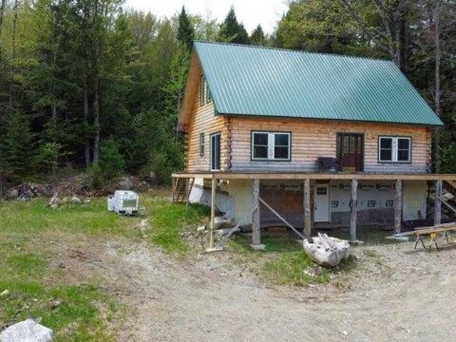 House for sale in Maine
