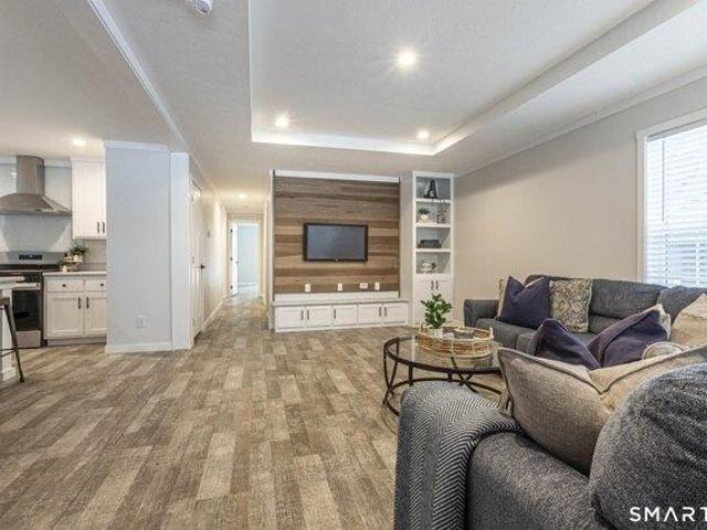 House for sale in Enfield, Connecticut