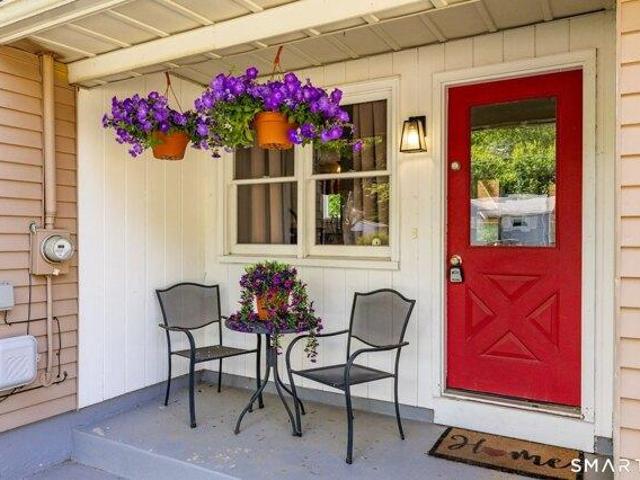 House for sale in Enfield, Connecticut
