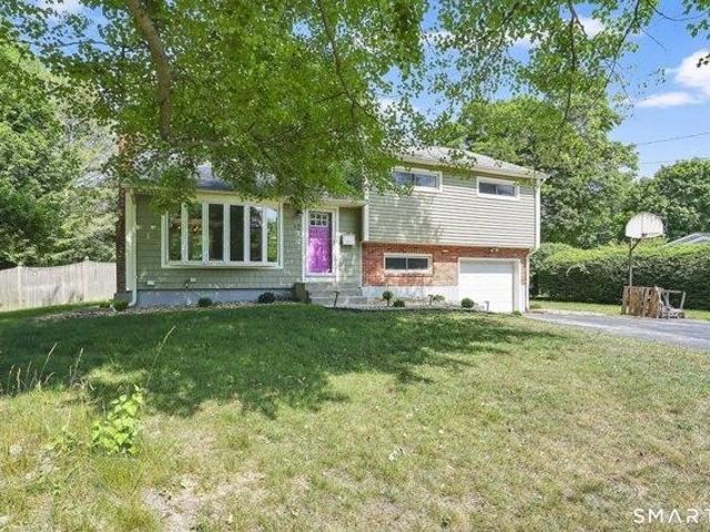 House for sale in Enfield, Connecticut