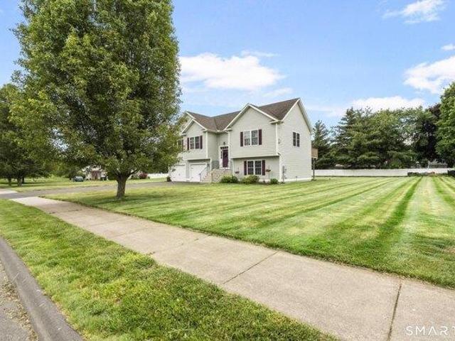 House for sale in Enfield, Connecticut