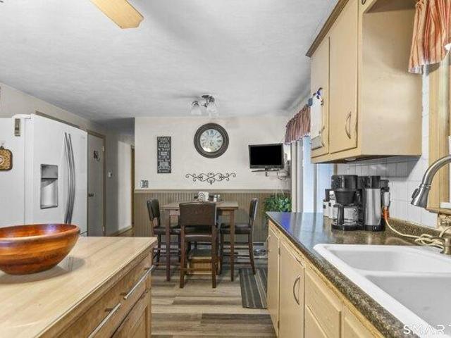 House for sale in Enfield, Connecticut