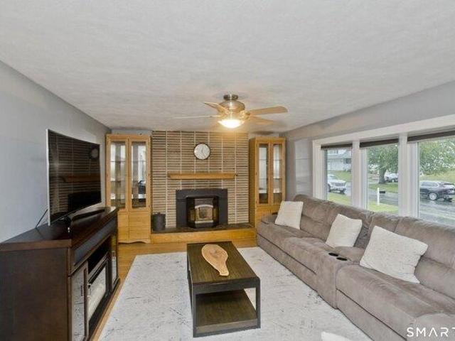 House for sale in Enfield, Capitol Planning Region