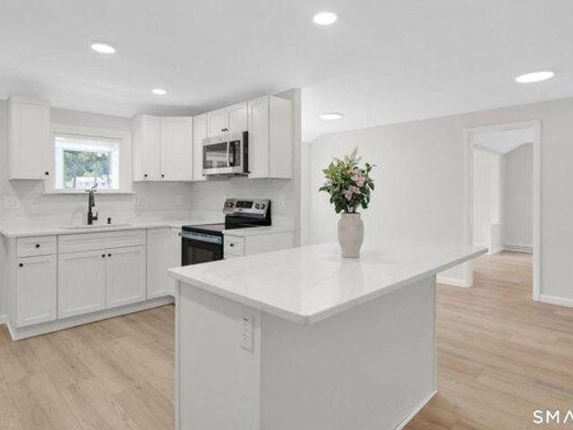 House for sale in Shaker Pines, Enfield