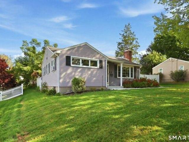 House for sale in Enfield, Capitol Planning Region