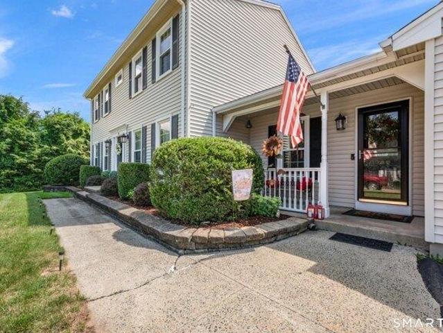 House for sale in Enfield, Capitol Planning Region
