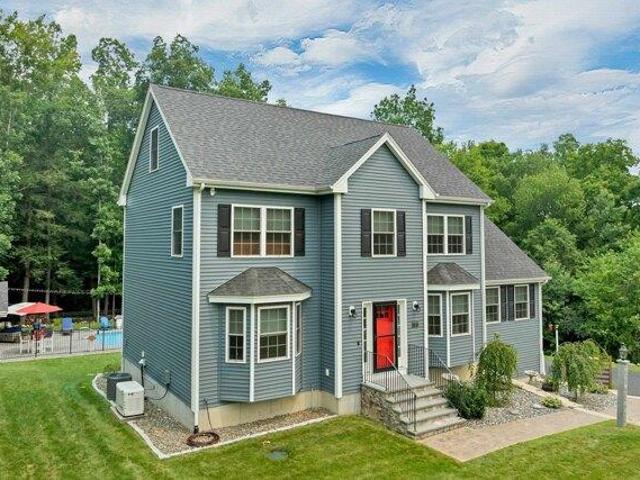 House for sale in New Hampshire