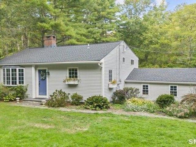 House for sale in Centerbrook, Connecticut