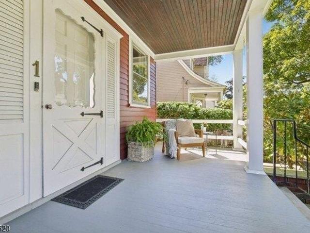 House for sale in Essex Fells, New Jersey