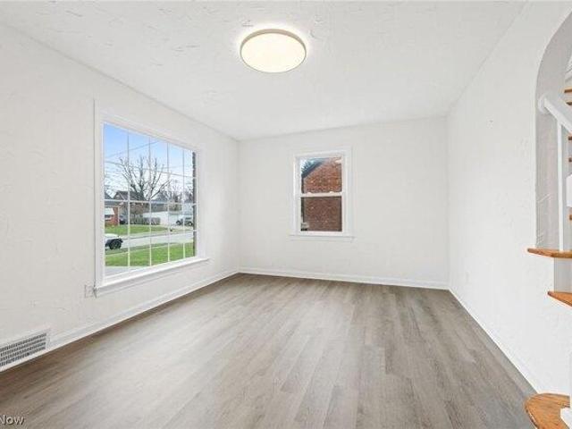 House for sale in Greenwood Estates, Euclid