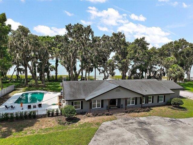 House for sale in Eustis, Florida