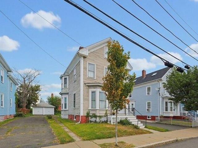 House for sale in Everett, Massachusetts