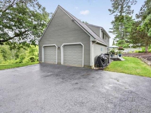 House for sale in Perkins Hill, Exeter