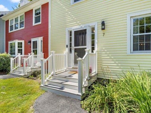 House for sale in New Hampshire