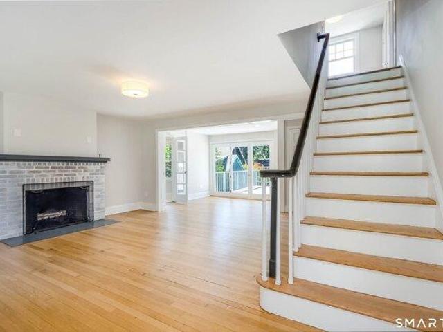 House for sale in Stratfield, Fairfield
