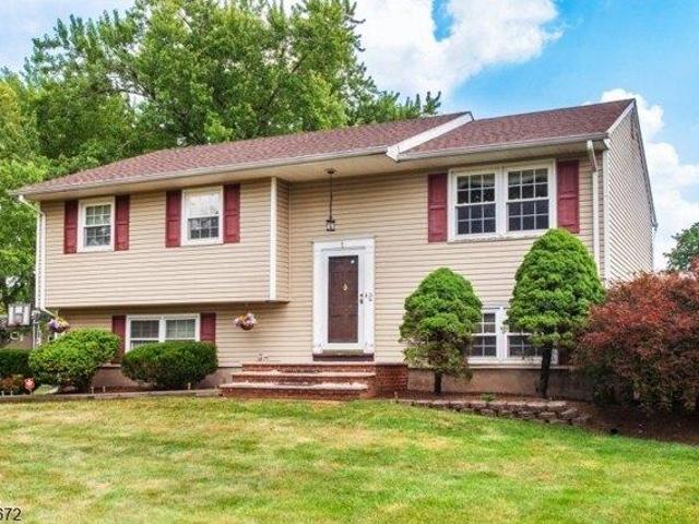 House for sale in Fairfield, New Jersey