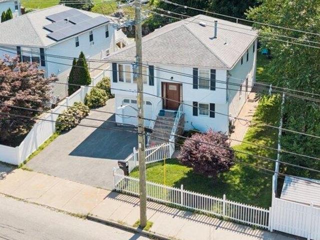 House for sale in Globe Village, Fall River