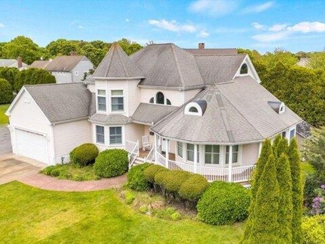 House for sale in East Falmouth, Massachusetts
