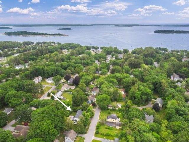 House for sale in Falmouth, Maine