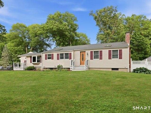 House for sale in Farmington, Connecticut