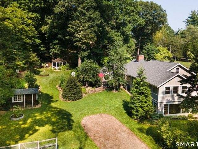 House for sale in Farmington, Connecticut