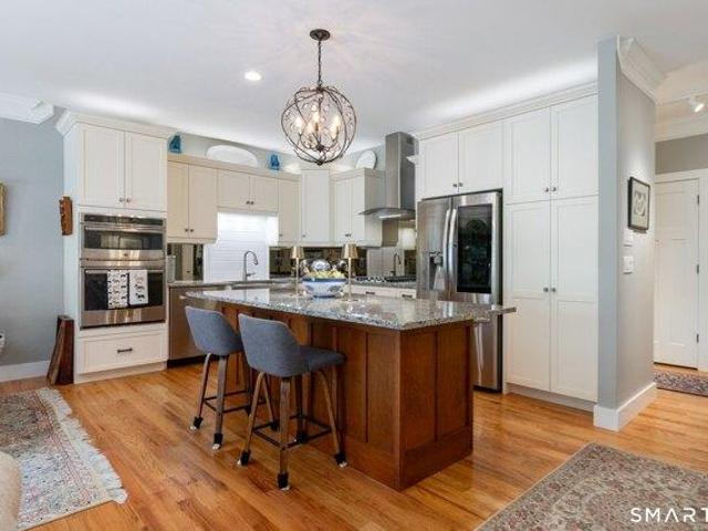House for sale in Farmington, Connecticut