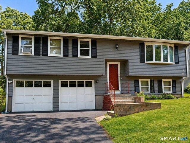 House for sale in Farmington, Connecticut