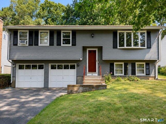 House for sale in Farmington, Connecticut
