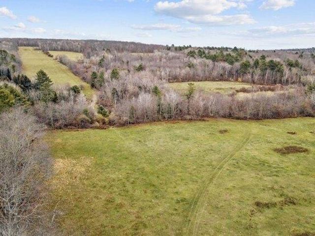 House for sale in Farmington, Maine