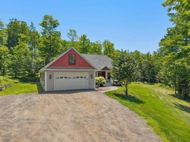 House for sale in Farmington, Franklin County