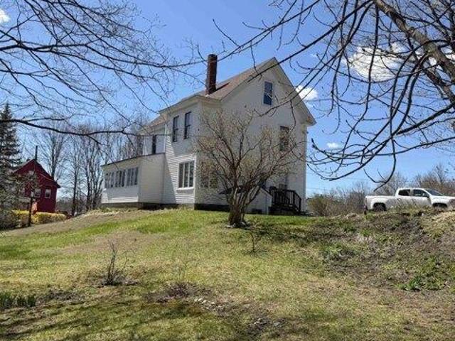 House for sale in New Hampshire