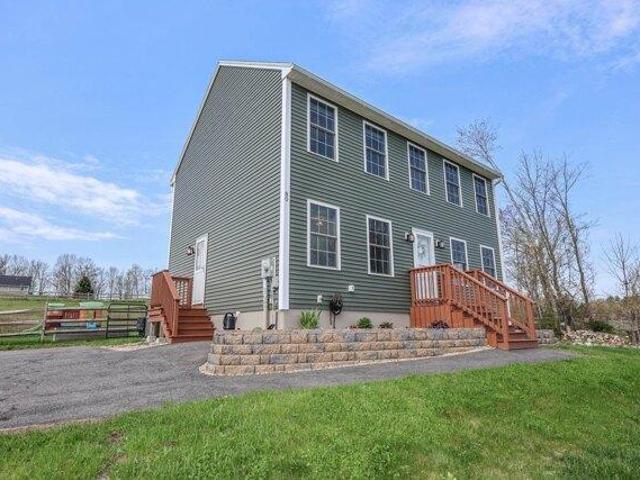 House for sale in New Hampshire