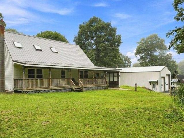 House for sale in Fitzwilliam, Cheshire County