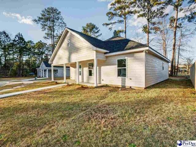House for sale in Effingham, South Carolina