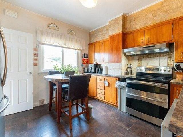 House for sale in Queens, Arverne