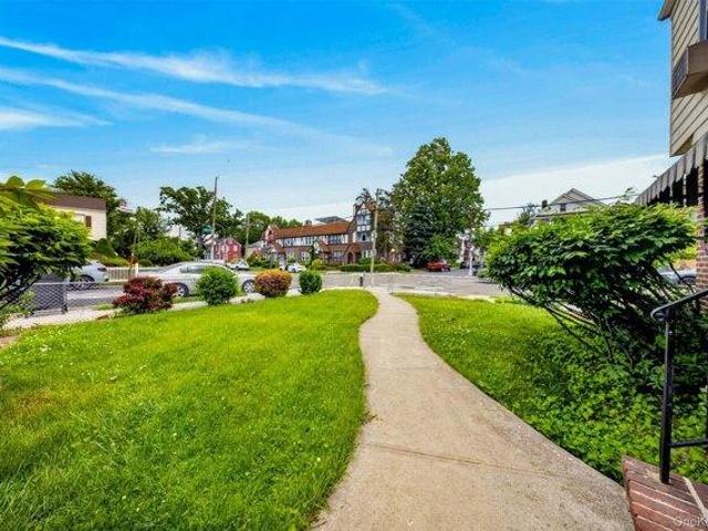 House for sale in Queens, Arverne
