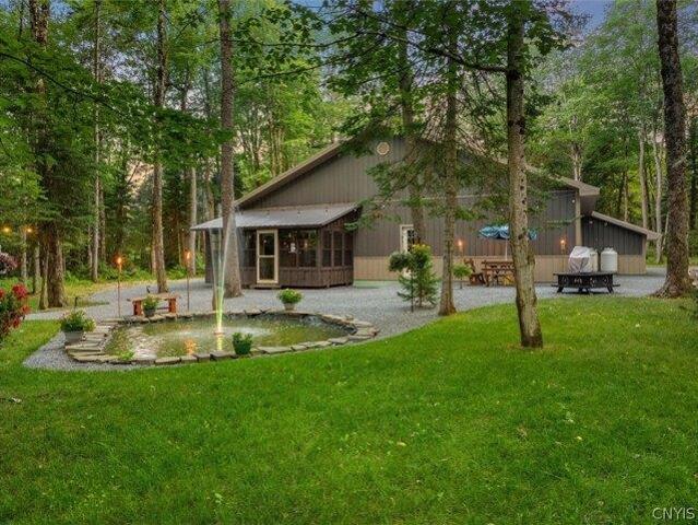 House for sale in Oneida, New York