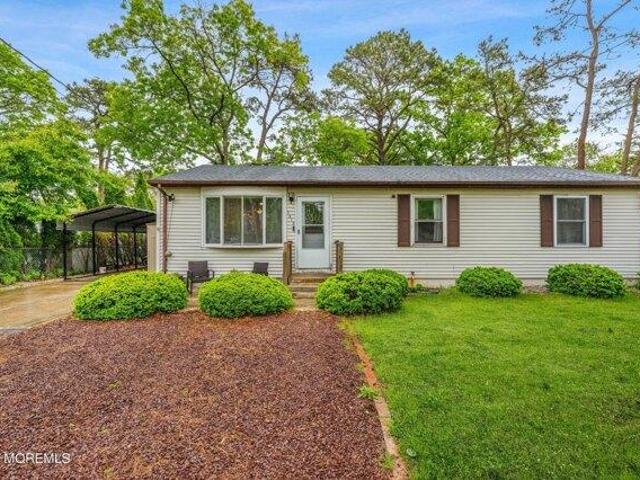 House for sale in Lanoka Harbor, New Jersey
