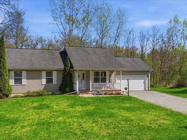 House for sale in Saratoga, New York