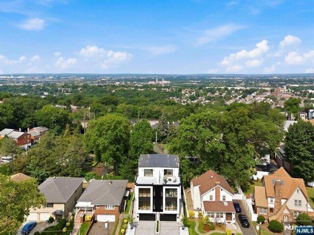 House for sale in Fort Lee, New Jersey