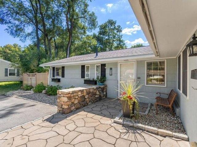 House for sale in Pinefield, Framingham