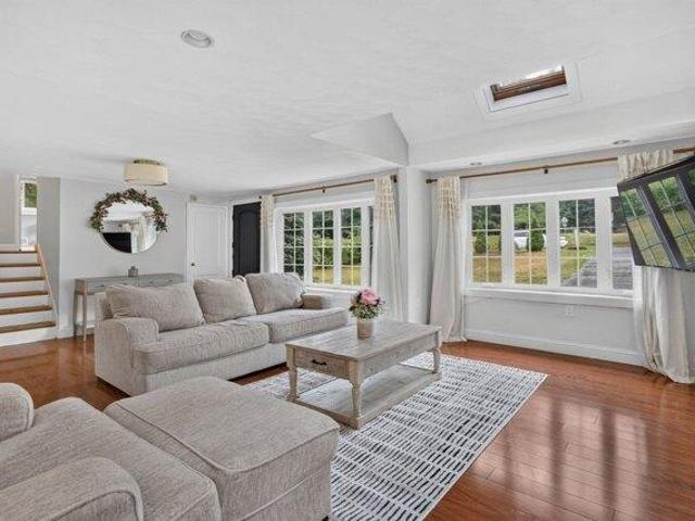 House for sale in Pinefield, Framingham