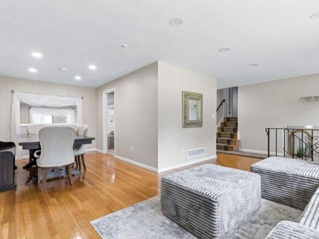 House for sale in Nobscot, Framingham
