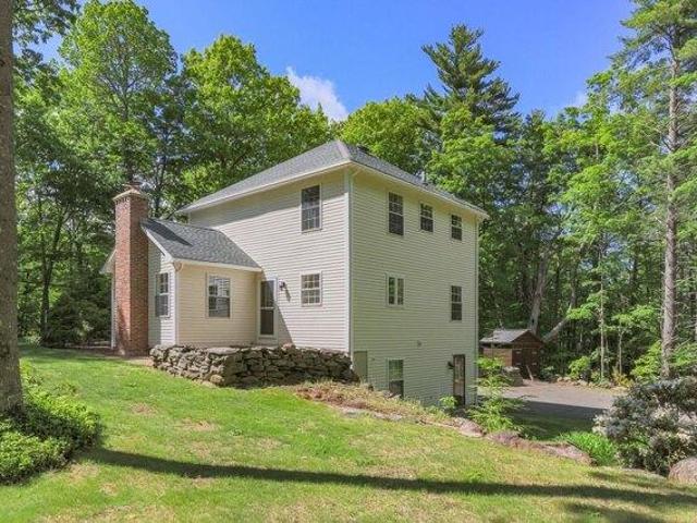 House for sale in New Hampshire