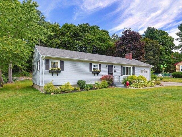 House for sale in Franklin, Norfolk County