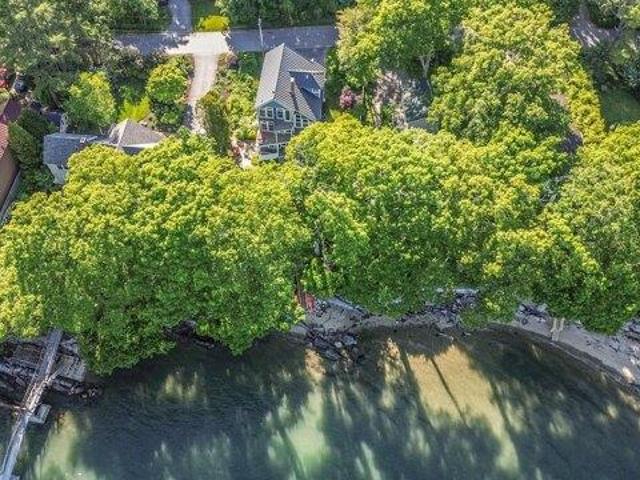 House for sale in Freeport, Maine