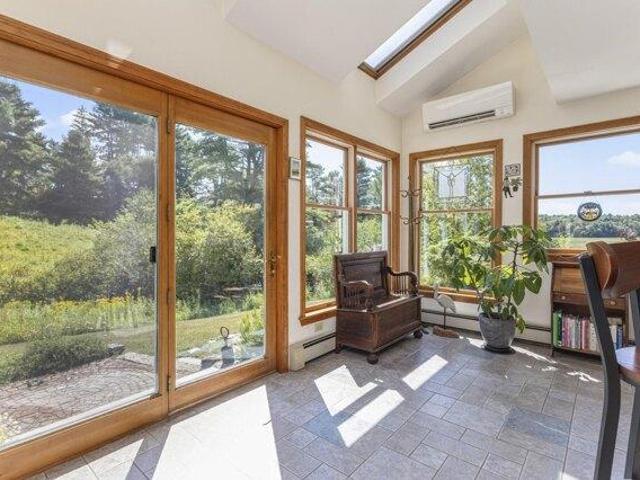 House for sale in Todds Corners, Freeport