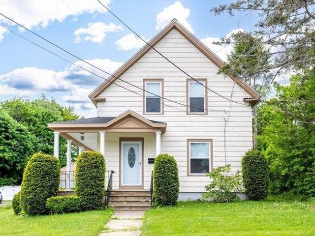 House for sale in Gardner, Massachusetts