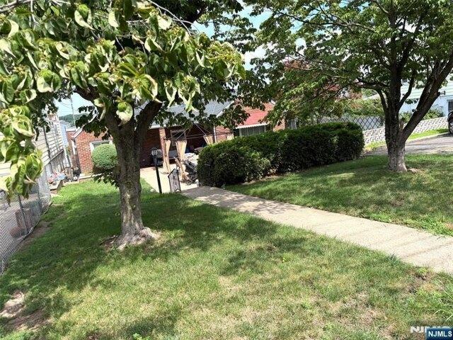 House for sale in Garfield, New Jersey